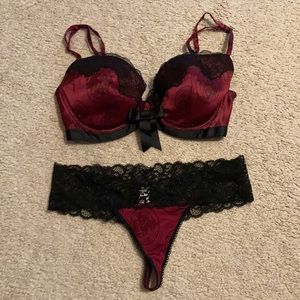 Victoria's Secret bra/panty set